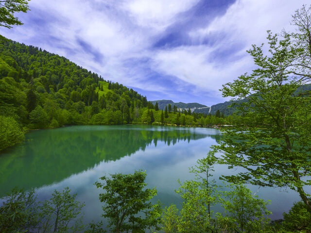 Mersin Çıkışlı Uçaklı Karadeniz Batum Tiflis Van Havzası Turu (6 Gece Konaklama)