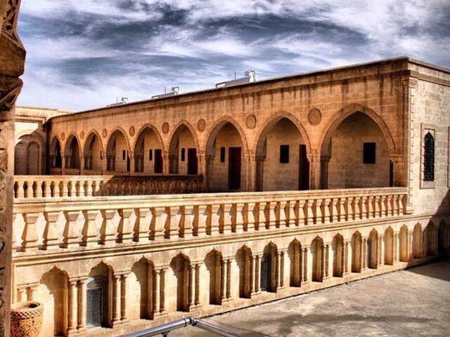 İkonik Mezopotamya Midyat Mardin Turu | 2 Gece Konaklamalı Uçaklı İstanbul Çıkışlı Ramazan Bayramı Özel
