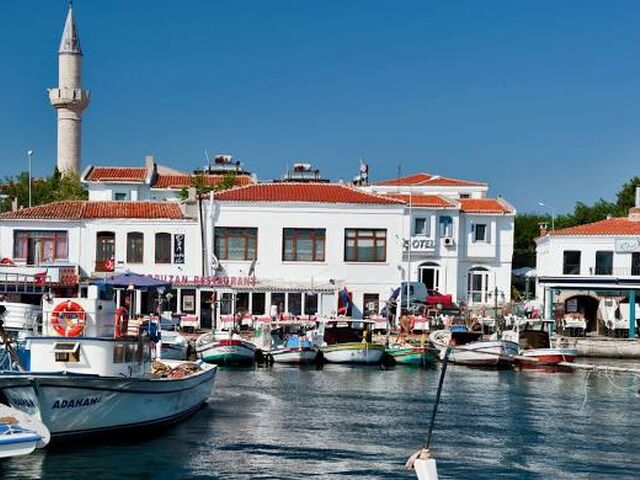 İkonik Marmara'nın Tarihi Başkentleri Turu (Kazdağları Jeep Safari ve Ayvalık Tekne Turu) |4 Gece Konaklama Uçaklı İzmir Havalimanı Çıkışlı Kurban Bayramı Özel
