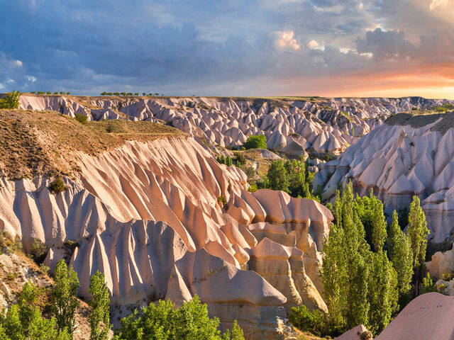 İstanbul Çıkışlı Otobüslü Kapadokya Turu  (1 Gece Konaklamalı)