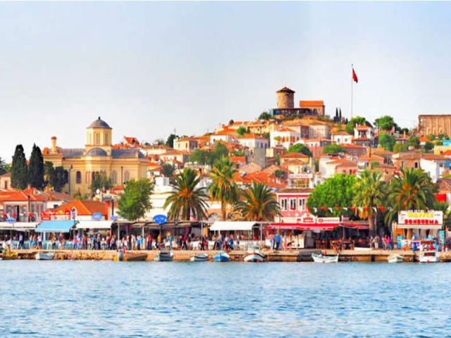 İkonik Kuzey Ege ve Çanakkale Şehitlik Turu (Ayvalık Tekne Turu ile) 4 Gece Konaklamalı Uçaklı Çukurova Havalimanı Çıkışlı