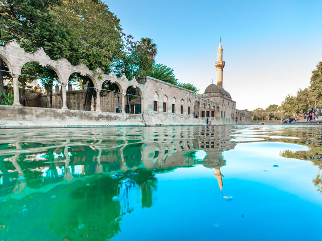 İkonik Gap Turu|3 Gece Konaklamalı Uçaklı Ankara Çıkışlı Şanlıurfa Döner