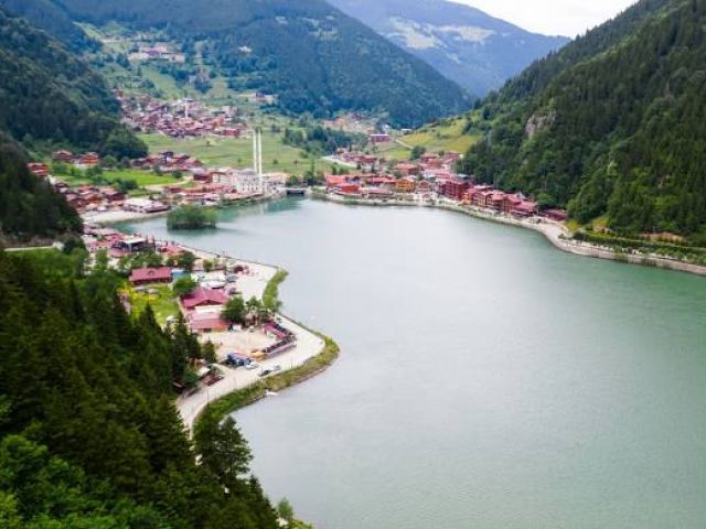 İkonik Karadeniz Yaylalar ve Batum Turu Trabzon Başlar| 3 Gece Konaklamalı İstanbul Havalimanı Çıkışlı