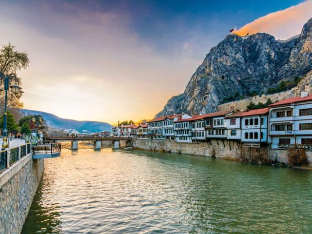 29 Ekim Özel İkonik Şehzadeler Diyarı ve Hititlerin İzinde Amasya Tokat Çorum Turu | 2 Gece Konaklamalı İstanbul Hareketli