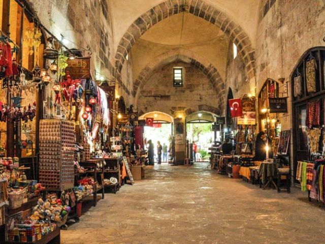 29 Ekim Özel İkonik Tarsus Adana Lezzet Turu | 2 Gece Konaklamalı İstanbul Hareketli