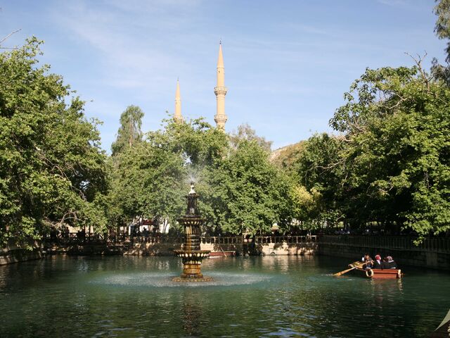 İkonik Gap Turu|3 Gece Konaklamalı Uçaklı İzmir Çıkışlı Gaziantep Başlar Diyarbakır Biter Ramazan Bayramı Özel