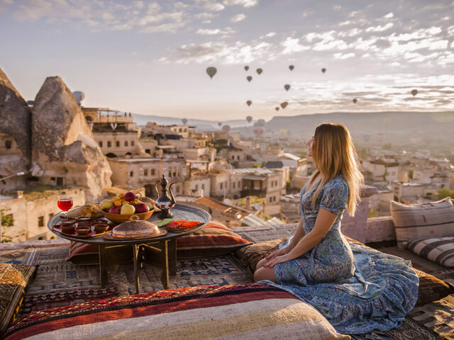 İzmir Çıkışlı Otobüslü Kapadokya Turu 2 Gece Konaklamalı