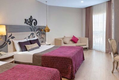 Kirman Belazur Resort & Spa Hotel