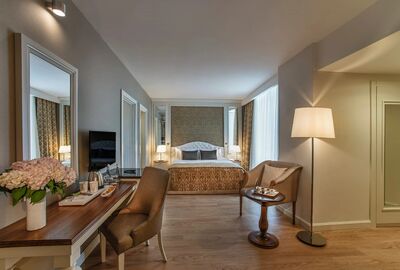 Aska Lara Resort & Spa Hotel