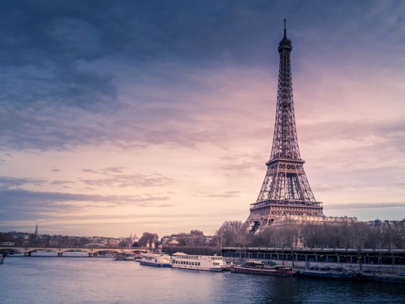İzmir`den Direkt Hareket Görkemli Paris ve İncileri 3 Gece - SunExpress ile (Kasım Ara Tatil Özel)