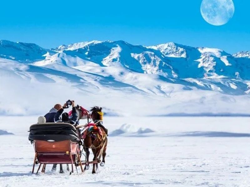 Doğu Ekspresi Rotası: Van, İshakpaşa, Muradiye, Kars Turu
