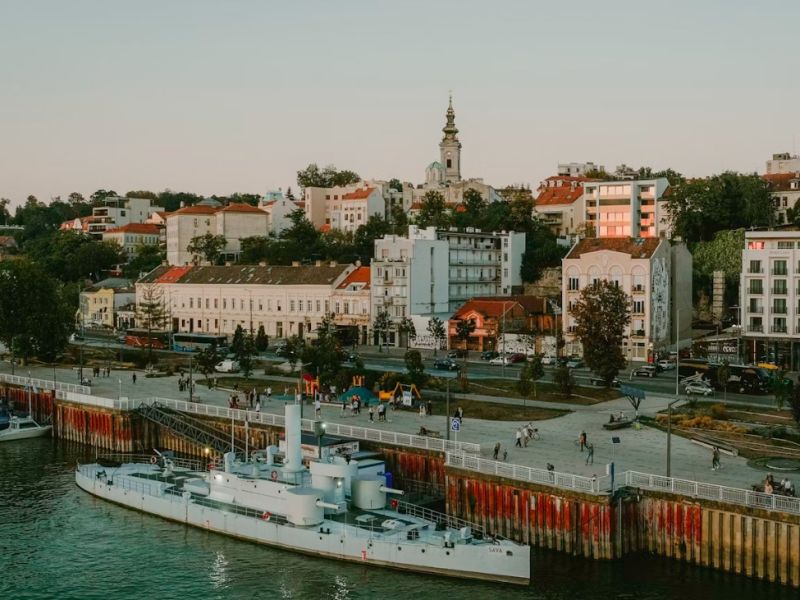 İzmir Çıkışlı Noel Zamanı Vizesiz Belgrad Turu
