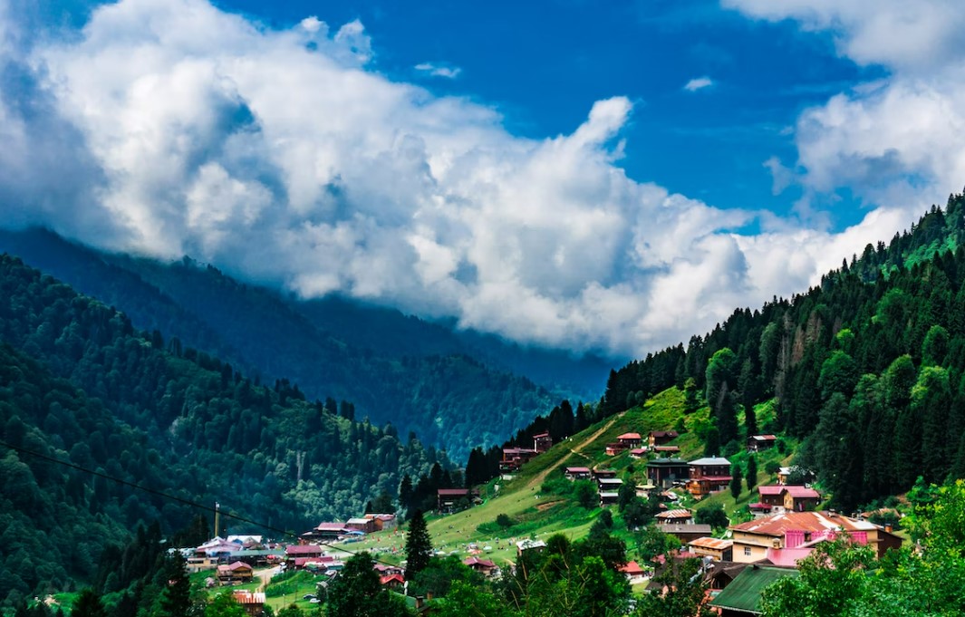 İzmir`den Doya Doya Karadeniz Turu 5 Gece Konaklamalı (6 Gece 7 Gün 2026 Erken Rezervasyon)