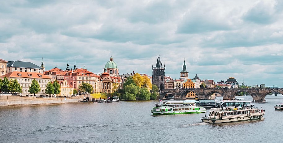 İzmir`den Direkt Hareket Görkemli Orta Avrupa Viyana & Prag & Budapeşte - Sunexpress Hava Yolları ile (2026 Yaz Dönemi)