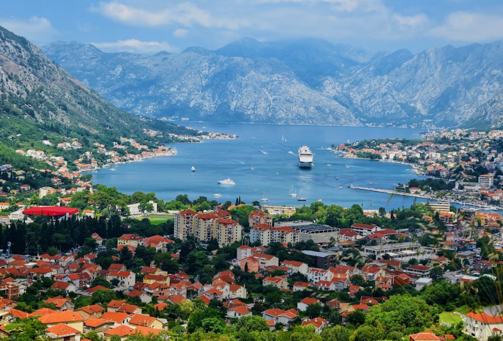 Adriyatik Kıyıları Budva Turu THY ile Yılbaşı Özel 3 Gece 4 Gün TGD-TGD