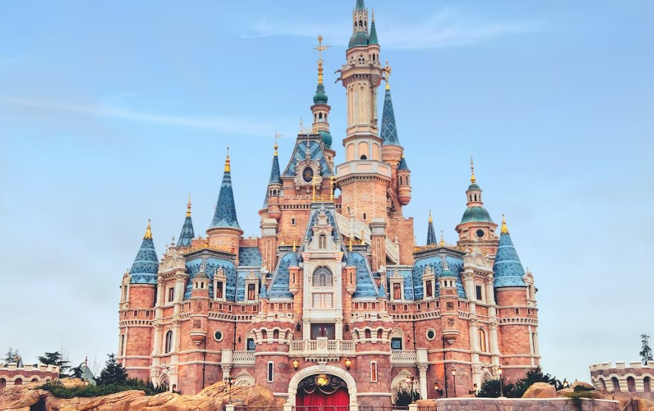 Paris & Disneyland Turu Pegasus Havayolları ile 4 Gece