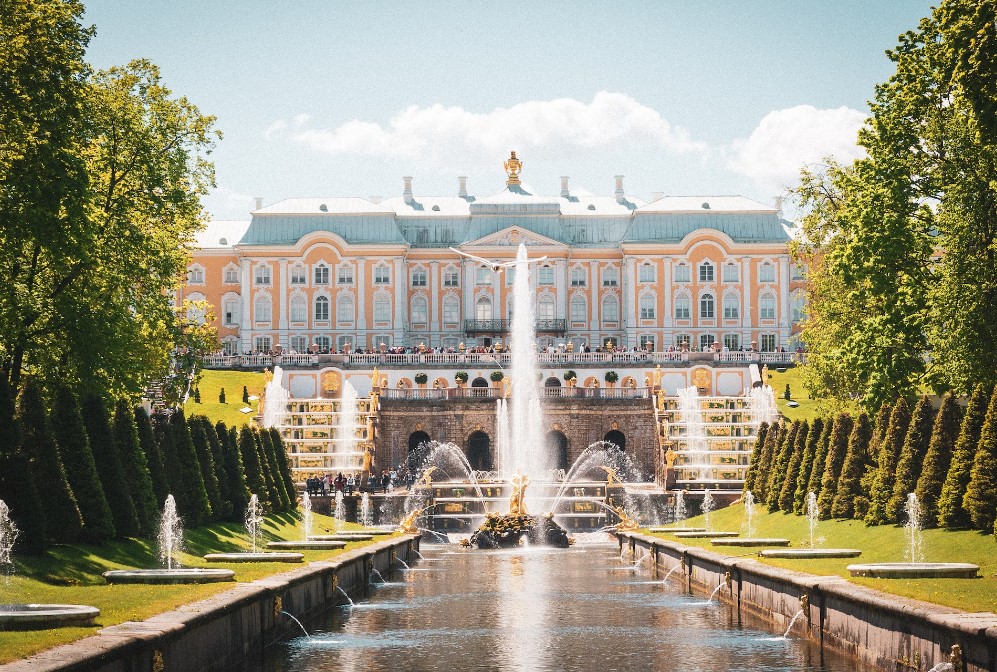 Kurban Bayramı Özel Bir Rusya Masalı Turu Moskova Şehir Turu & St. Petersburg Şehir Turu Dahil