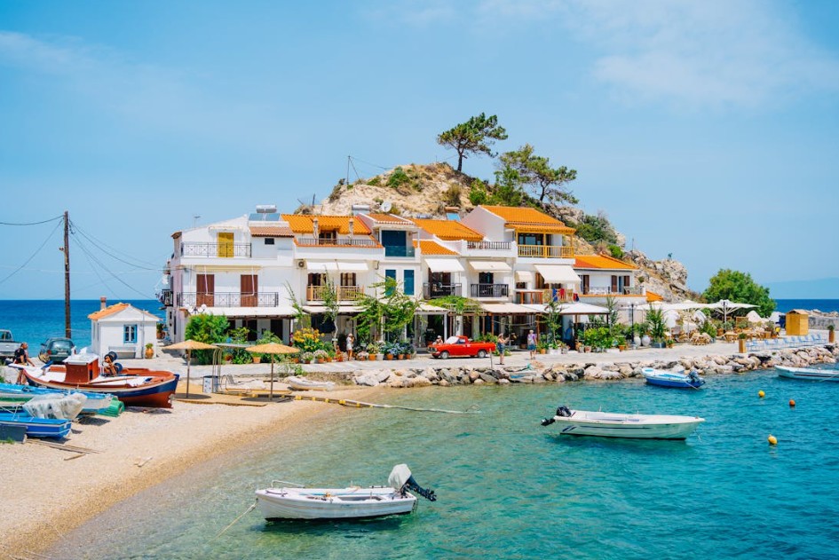 Samos Turu 2 Gece 3 Gün | Kapı Vizesi İmkanı | Büyük Ada Turu Dahil | Seferihisar Hareket