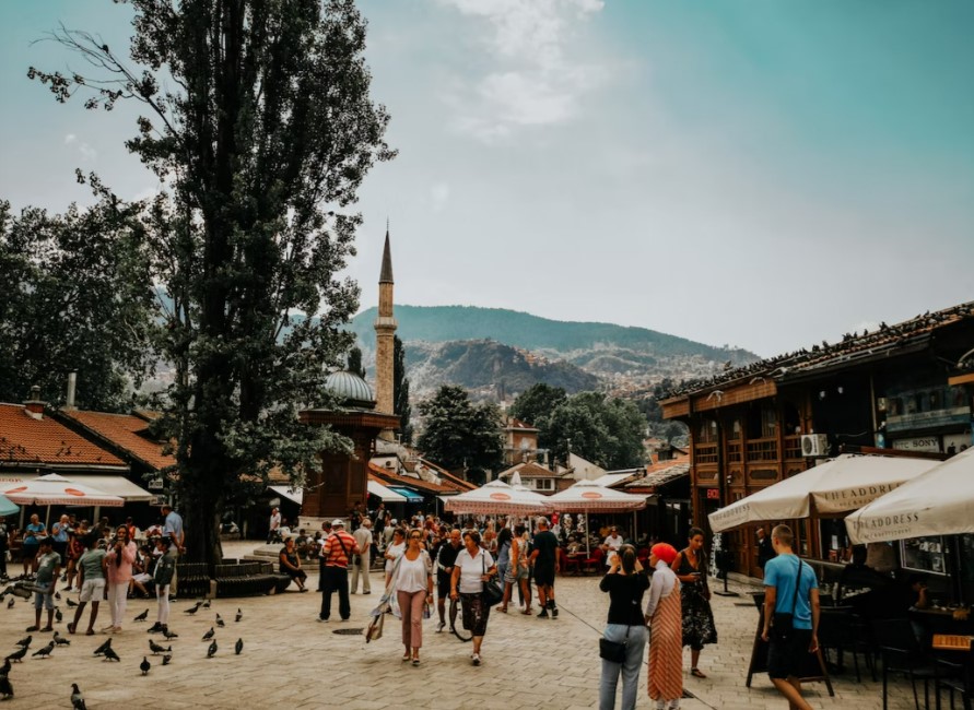 Istanbul Hareketli Buyuk Balkan Turu 8 Gunde 9 Ulke (Tum Turlar, Aksam Yemekleri ve Balkan Geceleri Dahil)