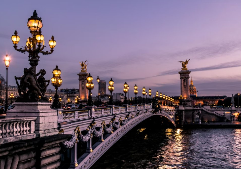PGS Hy Ile Grand Paris & Disneyland & Bruksel ve Amsterdam Turu (Turlar Dahil) - AMS-ORY