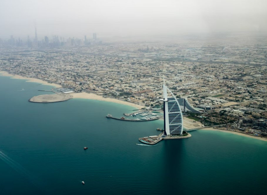 Prestij Dubai Signature - Megastar Tarkan Konseri Turu FlyDubai Hava Yolları ile 3 Gece 4 Gün