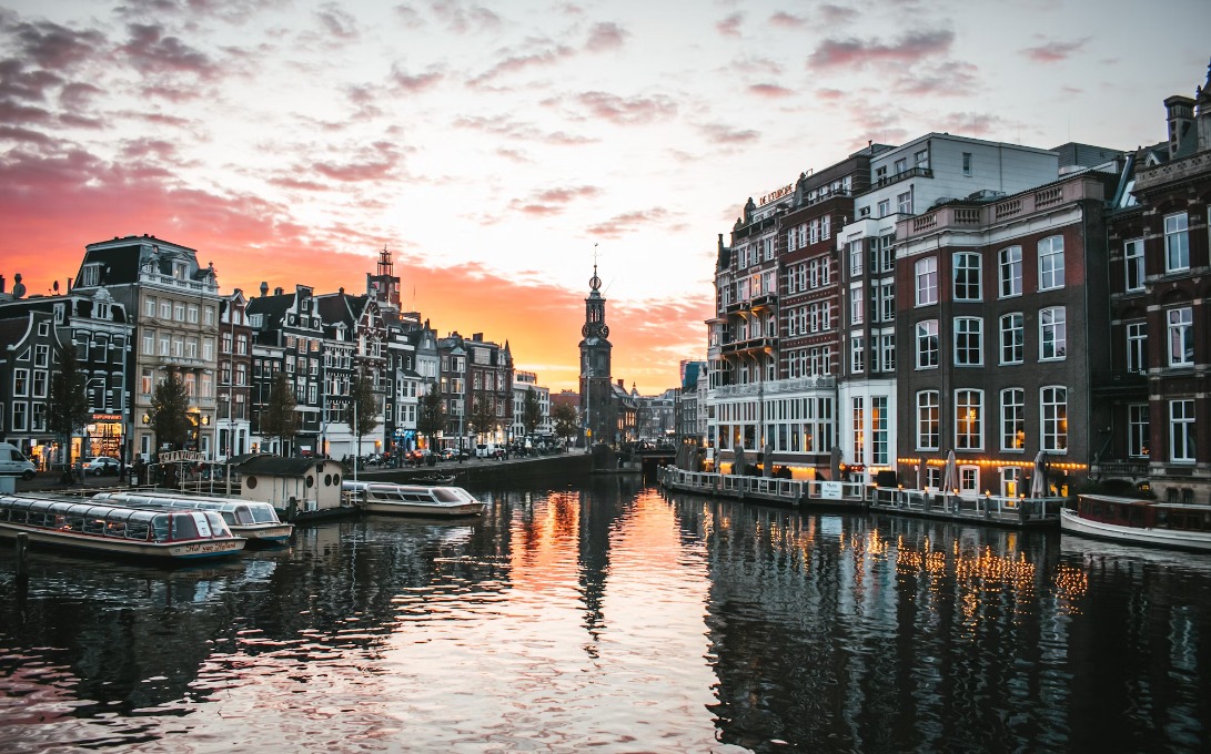Benelüks - Paris - Almanya Turu 7 Gece 8 Gün - Antalya dan SunExpress ile