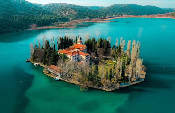 Otobüsü Fırsat Baştanbaşa Balkanlar Turu Tüm Çevre Gezileri, Ekstra Turlar, Akşam Yemekleri ve Balkan Gecesi Dahil!!!