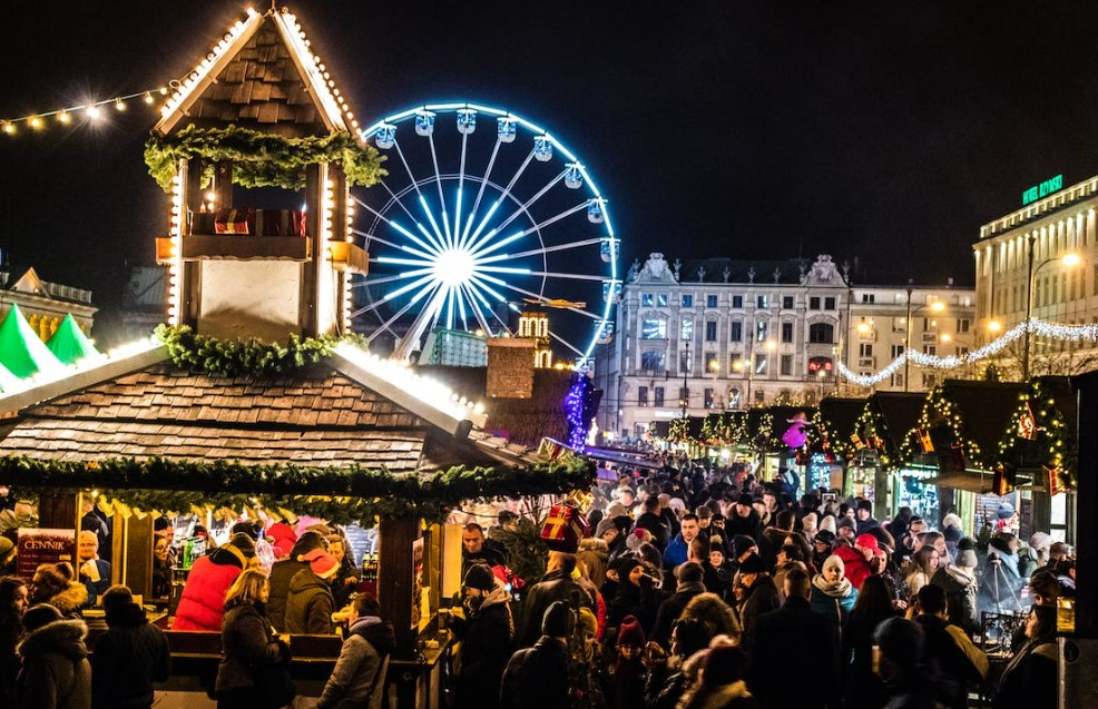 NOEL PAZARLARI AMSTERDAM MASALI TURU 3 Gece / 4 Gün AJET Havayolları ile