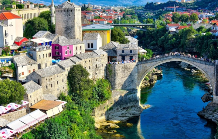 İzmir'den Direkt Uçuş Kosova`lı Büyük Balkan 2024 İlkbahar Sonbahar Yaz Sun Express İle Extra Turlar ve Akşam Yemekleri Dahil Süper Promosyon