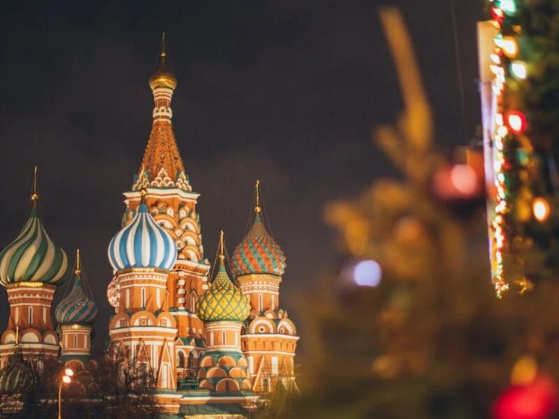 Rusya Resitali St.Petersburg ve Moskova Pegasus Havayolları ile 5 Gece 6 Gün (LED-VKO)