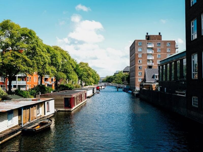 Promo Benelüx & Paris Turu Pegasus Havayolları ile 7 Gece 8 Gün (CRL-CRL)