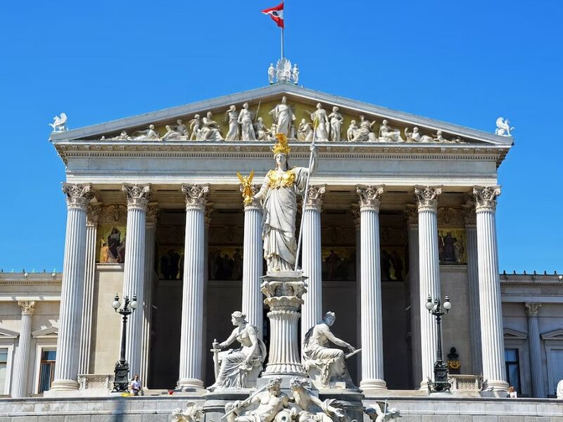 Budapeşte Turu Yılbaşı Özel Türk Havayolları ile 3 Gece 4 Gün