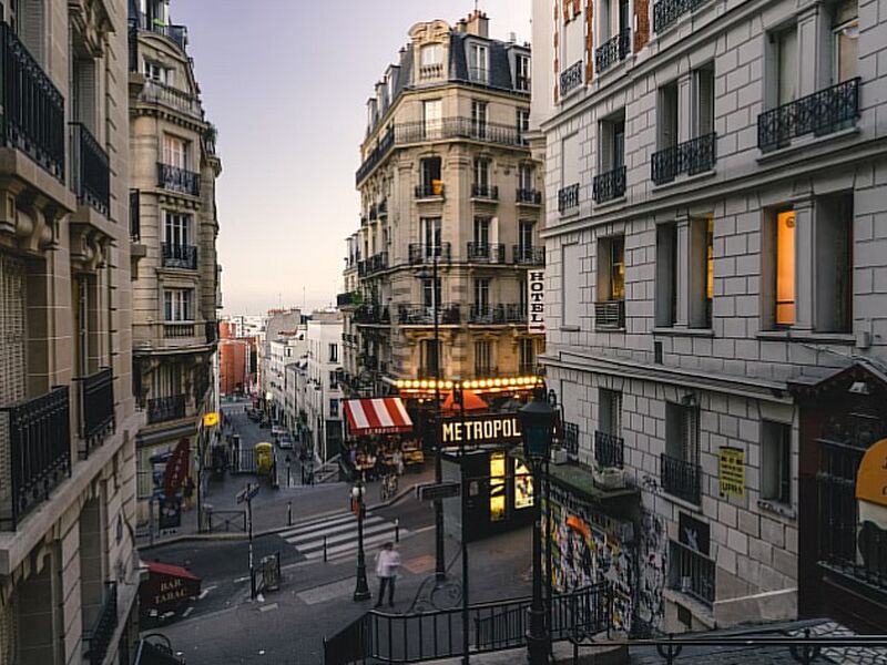 Benelüks - Paris - Almanya 7 Gece İstanbul Çıkış THY LUX FRA Yılbaşı Özel