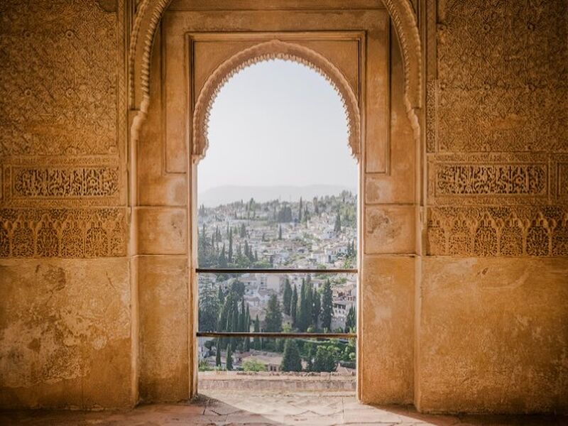 Büyük İspanya - Endülüs Elhambra Sarayı Dahil 7 Gece İstanbul Çıkış Mad Bcn THY
