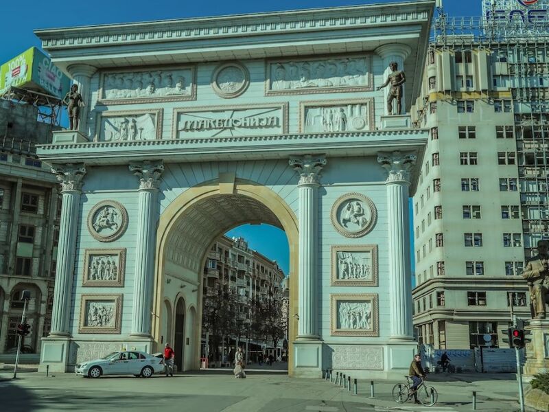 Comfort Balkanlar Pegasus Hava Yolları İle 7 Gece & 8 Gün Ekstra Turlar Ve Akşam Yemekleri Dahil  SKP - BEG