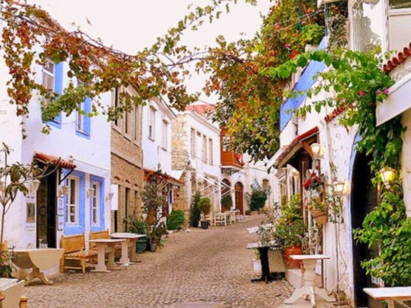 Assos Ayvalık Bozcaada Turu (1 Gece Otel Konaklamalı)