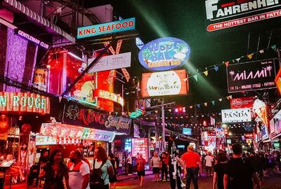 Phuket Bangkok Serüveni Turu Emirates Hava Yolları ile 6 Gece 23 Ocak