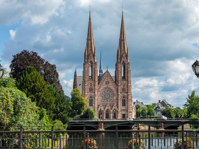 Ramazan Bayramı Özel Görkemli Rüya Üçgeni Almanya - Fransa - İsviçre  (Strasbourg ve Stuttgart Şehir Turları Dahil)