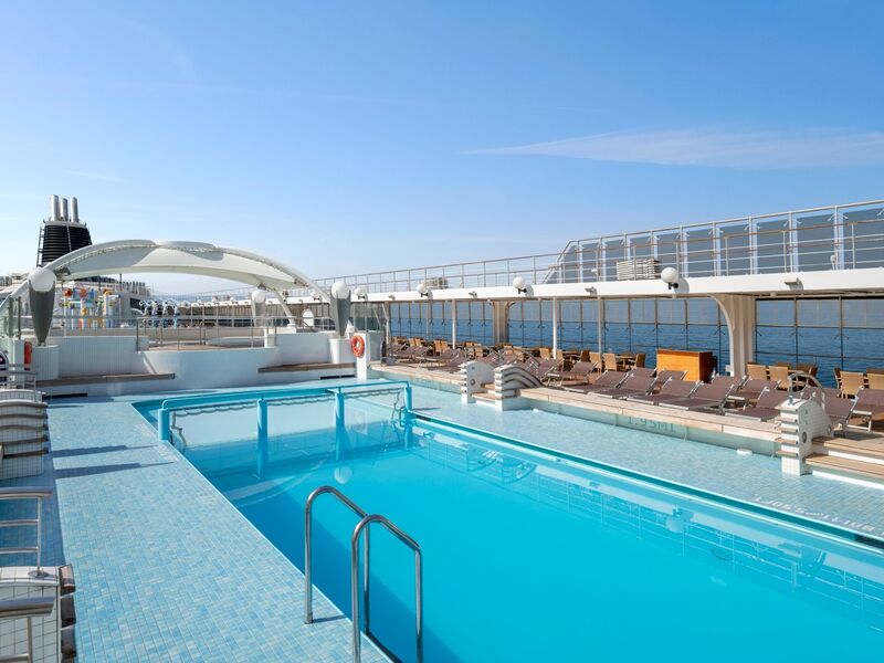 İzmir Hareketli Msc Lirica ile 7 Gece 8 Gün 