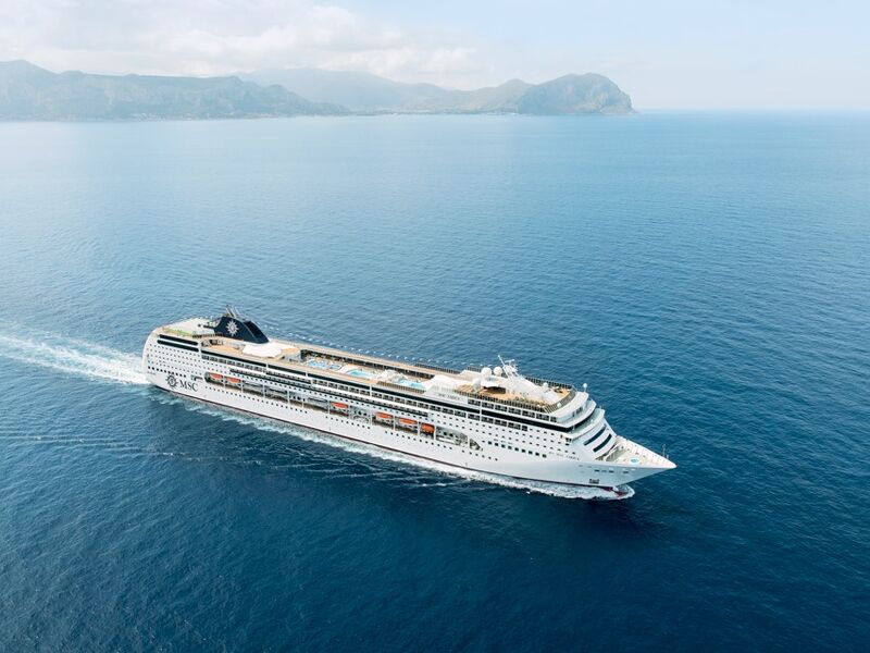 İstanbul Hareketli Msc Lirica ile 7 Gece 8 Gün