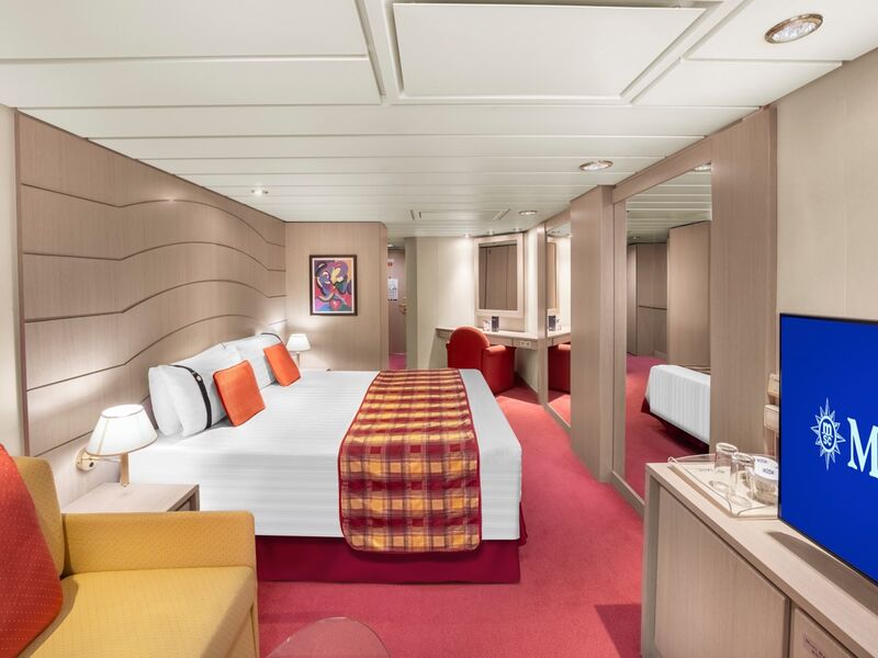 İstanbul Hareketli Msc Lirica ile 7 Gece 8 Gün