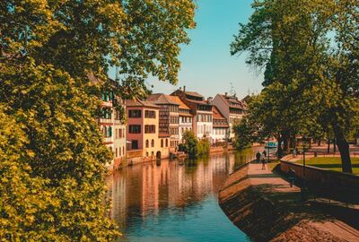 Görkemli Rüya Üçgeni İsviçre – Fransa – Almanya 4 Gece - THY ile (Yılbaşı Özel)