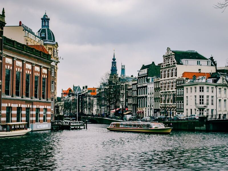 Ramazan Bayramı Özel Ankara’dan Direkt Hareket  Görkemli Amsterdam Renklerin Şehri