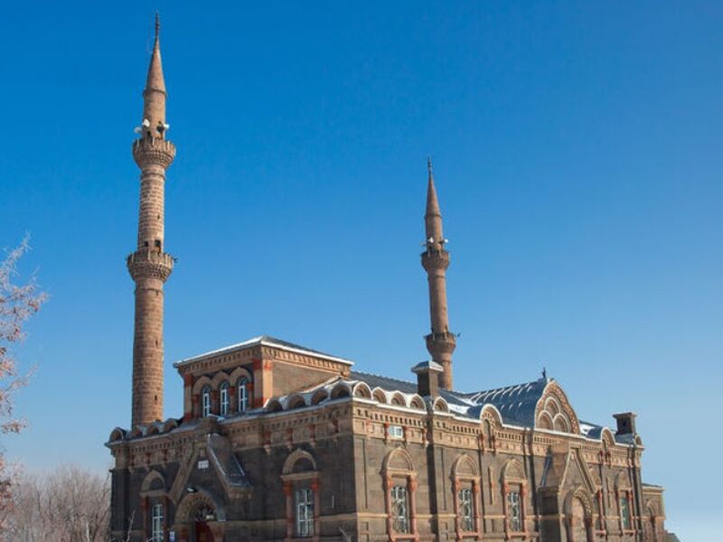 Doğu Ekspresi Rotası Van - Karalar Altında İshakpaşa - Kars - Sarıkamış Kayak Merkezi Turu  (3 Gece Otel)