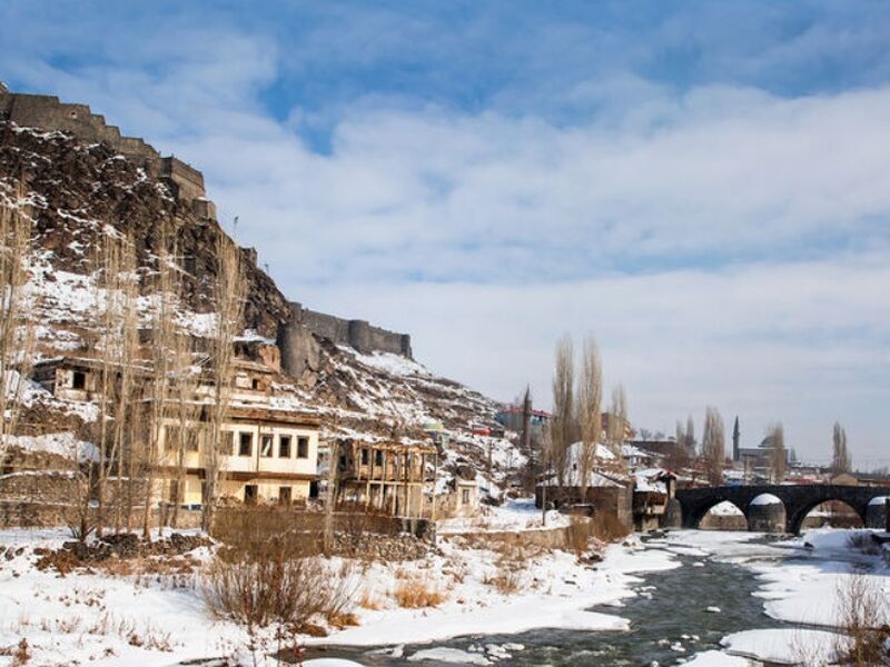 Doğu Ekspresi Rotası Van - Karalar Altında İshakpaşa - Kars - Sarıkamış Kayak Merkezi Turu  (3 Gece Otel)