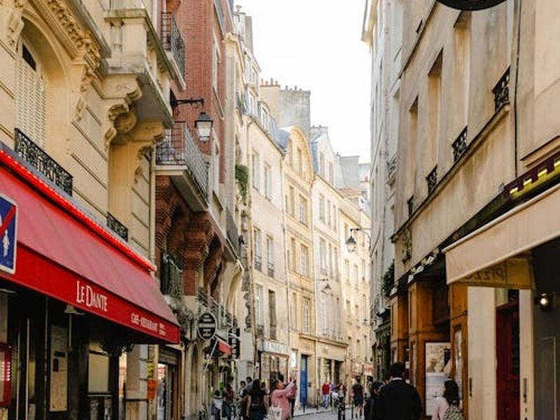 Paris Pegasus Hava Yolları ile 3 Gece