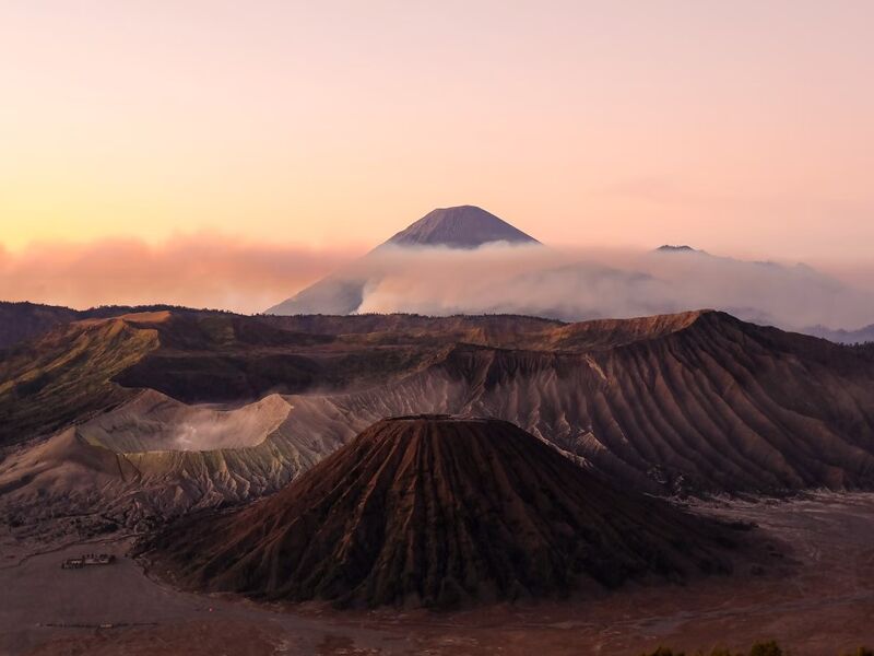 Endonezya Malezya Bali Turu 12 Gün