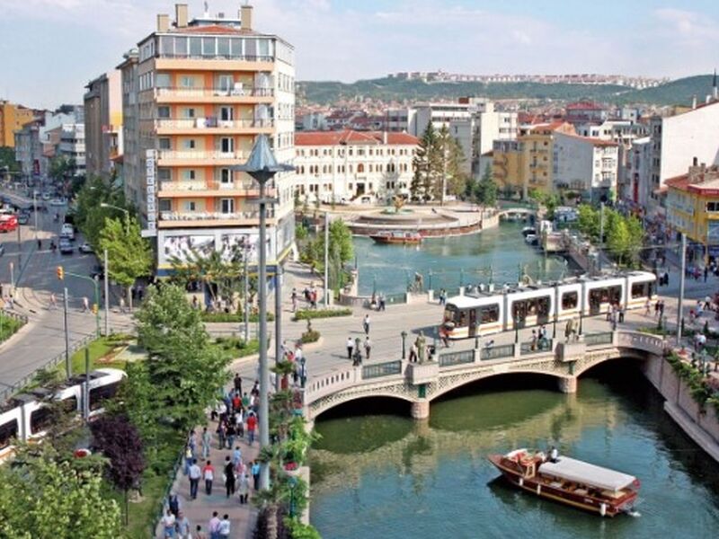 Eskişehir ve Uludağ Kayak Merkezi Turu (1 Gece Konaklamalı)