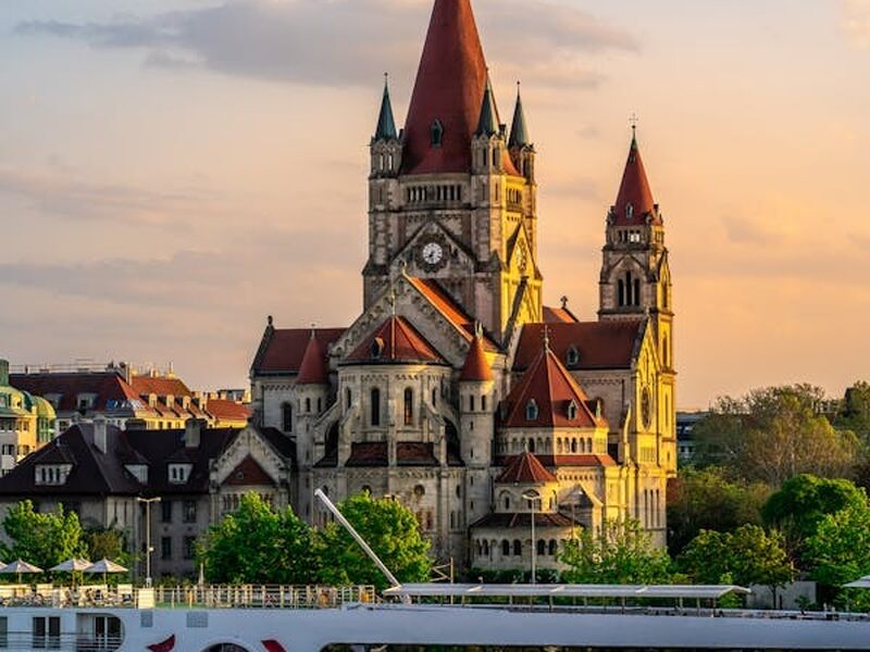 Budapeşte & Viyana & Prag Pegasus Hava Yolları ile 7 Gece