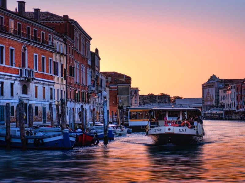 Elegant Venedik Karnavalı Türk Hava Yolları ile 3 Gece